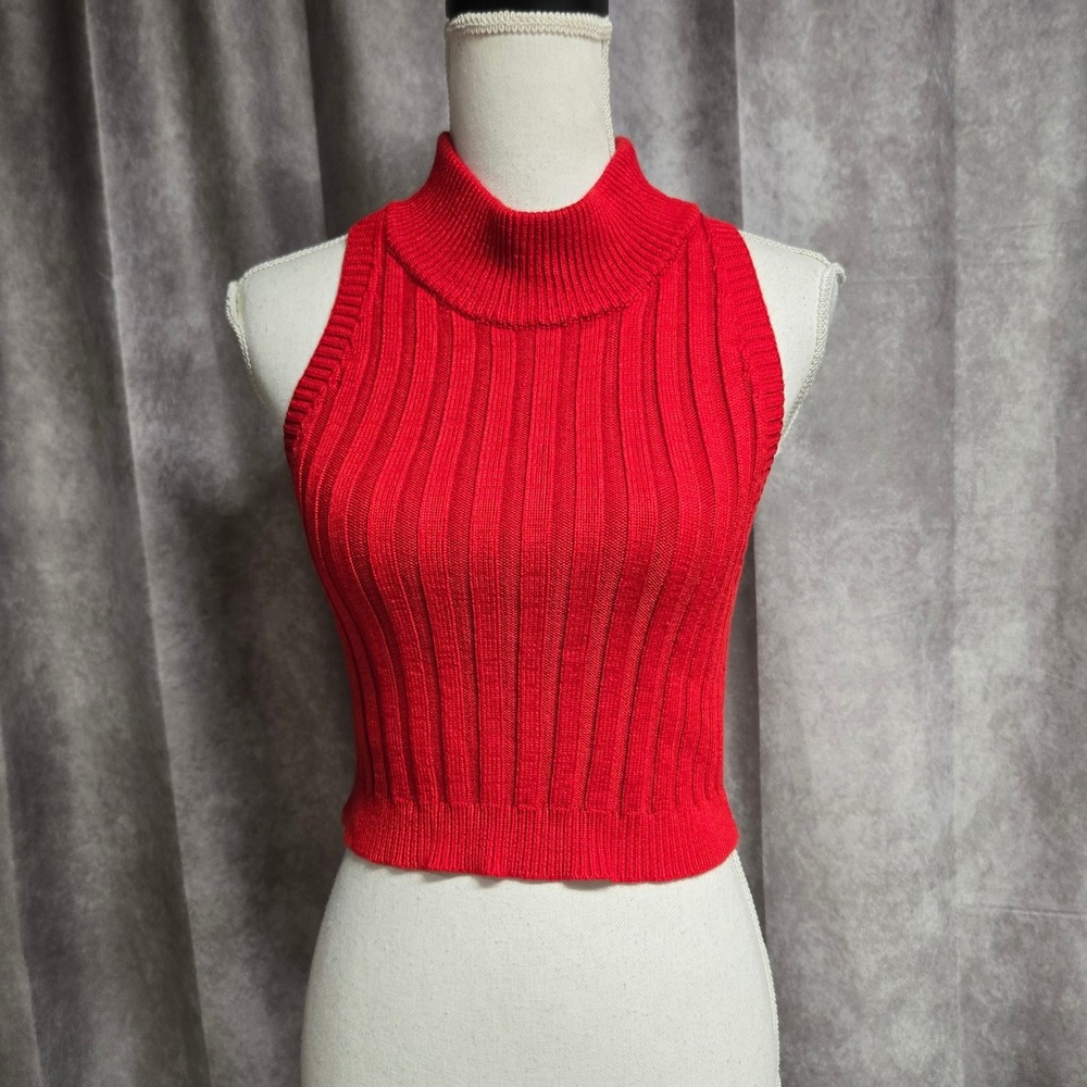 Superdown Ribbed Mock Neck Sleeveless Crop Knit Top Red Women's Size M